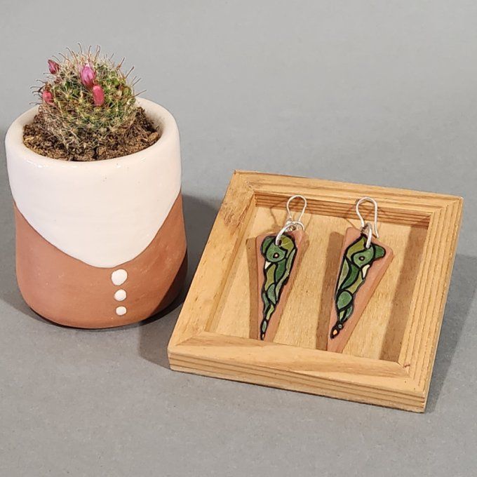Boucles d'oreilles artisanales fantaisie en céramique. 