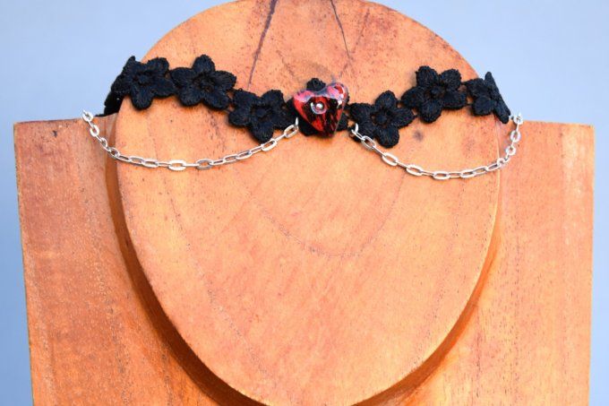 Collier ras de cou réglable artisanal fantaisie perle céramique rouge et noir sur ruban noir