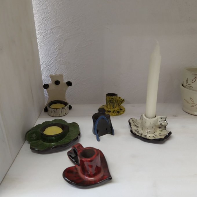 Stage d'Initiation à la Poterie VI : confection de masques décoratifs