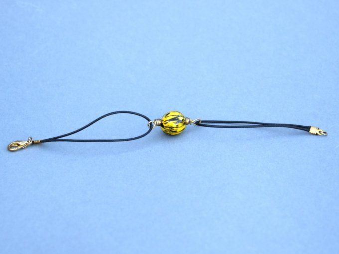 Bracelet artisanal fantaisie perle céramique jaune et noir